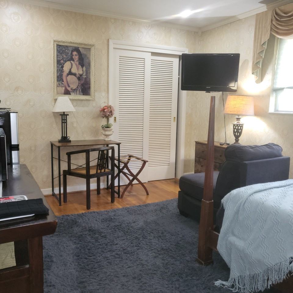 Northmoor Ct #1 - Photo 7 of 20