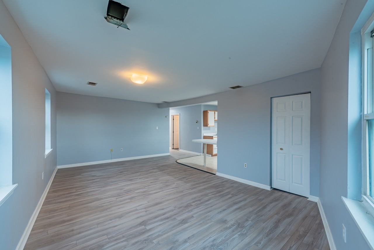 104 N Graham St #3 - Photo 7 of 16