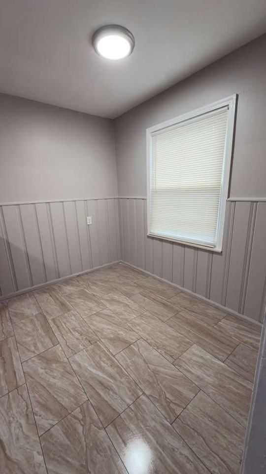 18285 Codding St - Photo 4 of 7