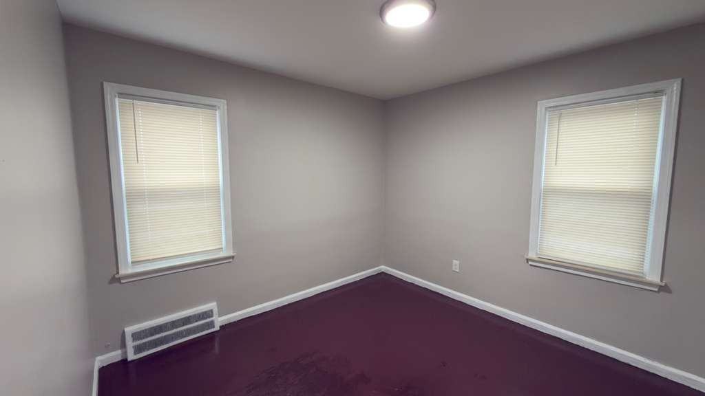 18285 Codding St - Photo 5 of 7