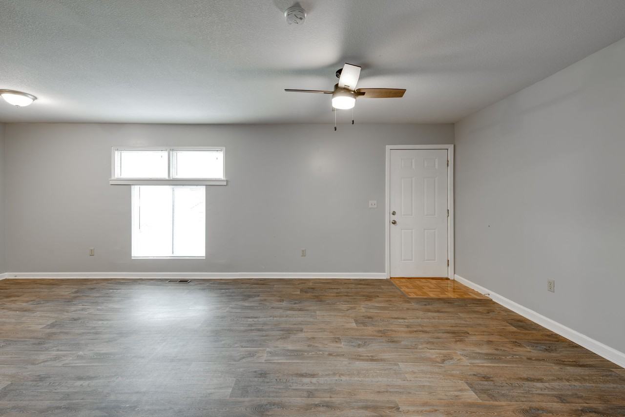 800 Lullwater Rd #804 - Photo 5 of 20