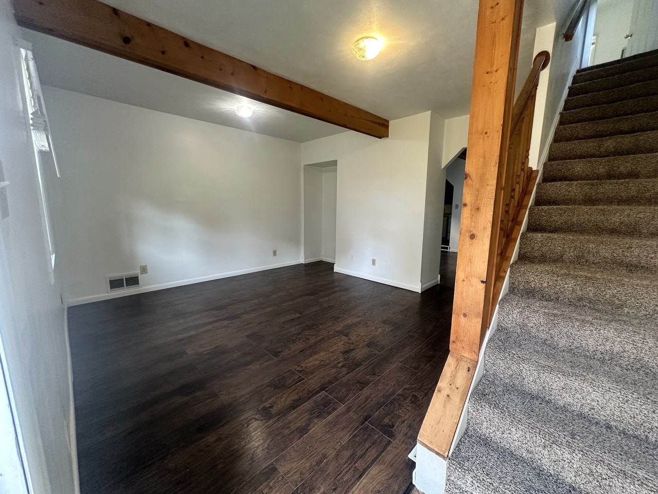 304 Bessemer Ave - Photo 6 of 18