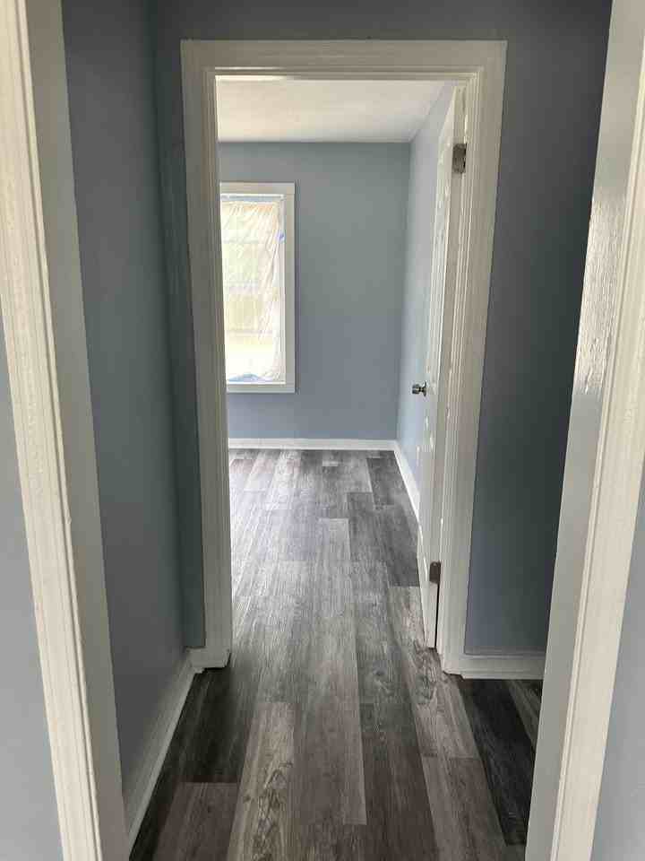 1842 Earl St - Photo 3 of 7