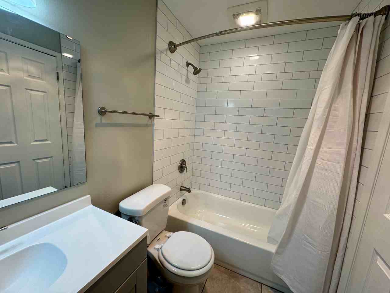 390 Taylor Ave Nw #202 - Photo 7 of 13