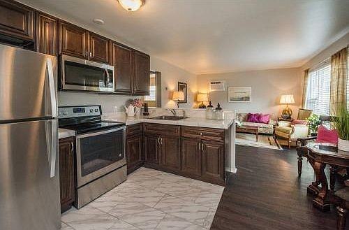 2508 Inglis St - Photo 2 of 2