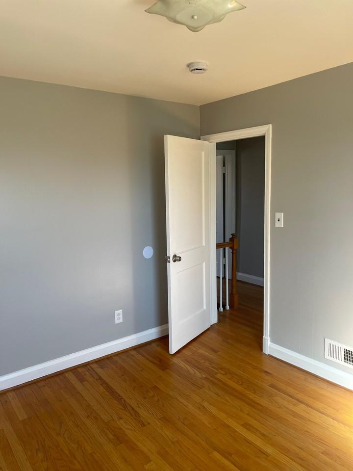 531 Lucia Ave - Photo 7 of 11