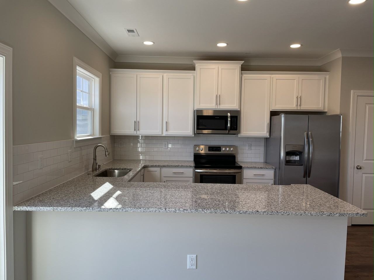 239 Keener Blvd - Photo 7 of 19