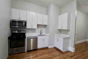 featured image of 321 Union St #8