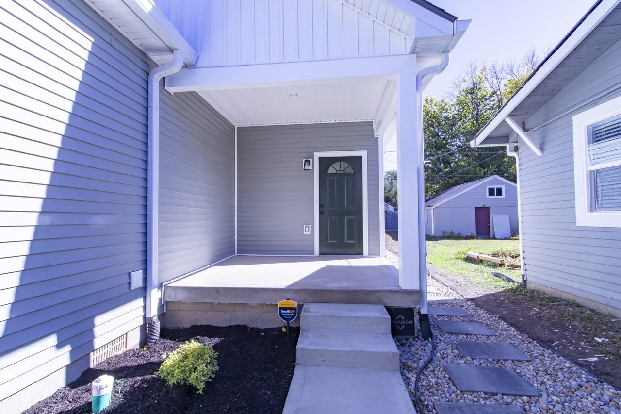 4521 Norwaldo Ave #B