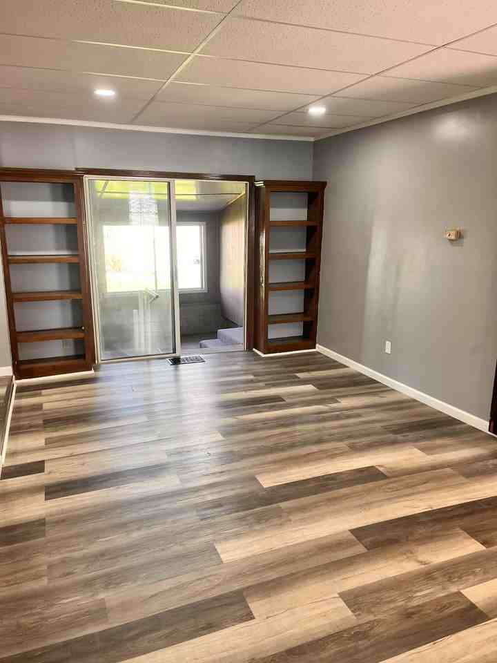 310 W Main St - Photo 4 of 20