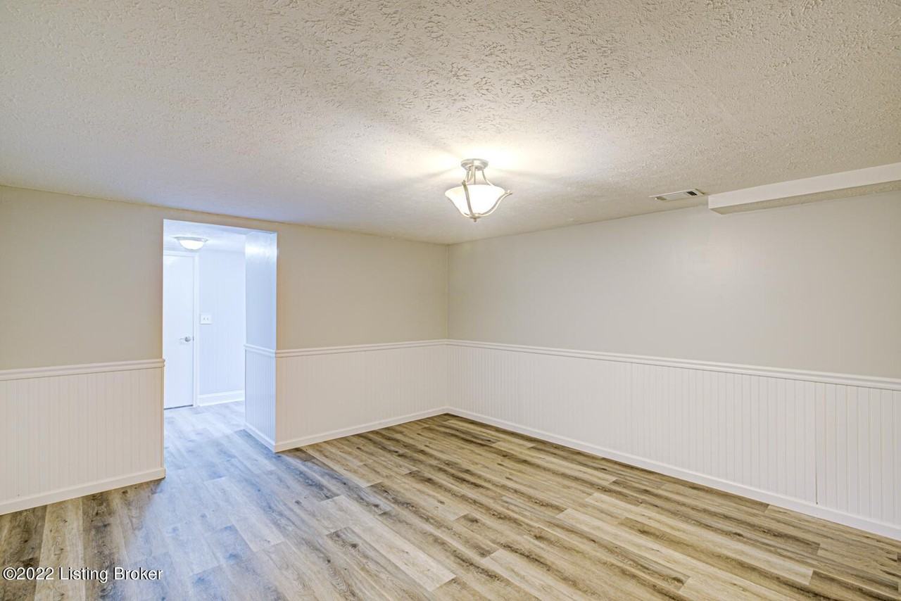 1500 Dellwood Dr - Photo 2 of 34