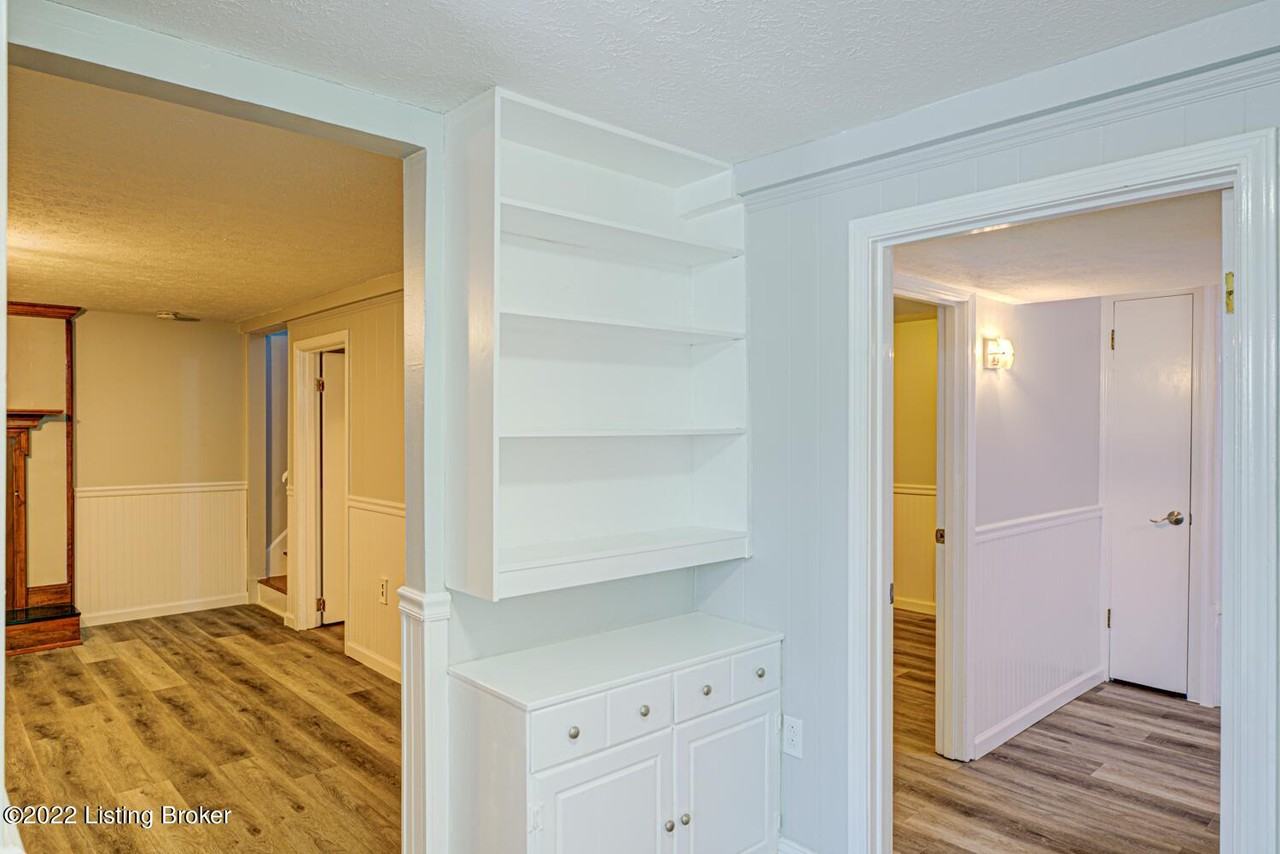 1500 Dellwood Dr - Photo 3 of 34