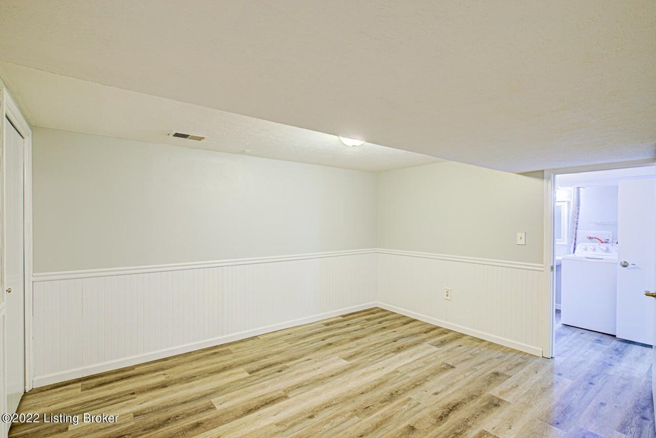 1500 Dellwood Dr - Photo 4 of 34