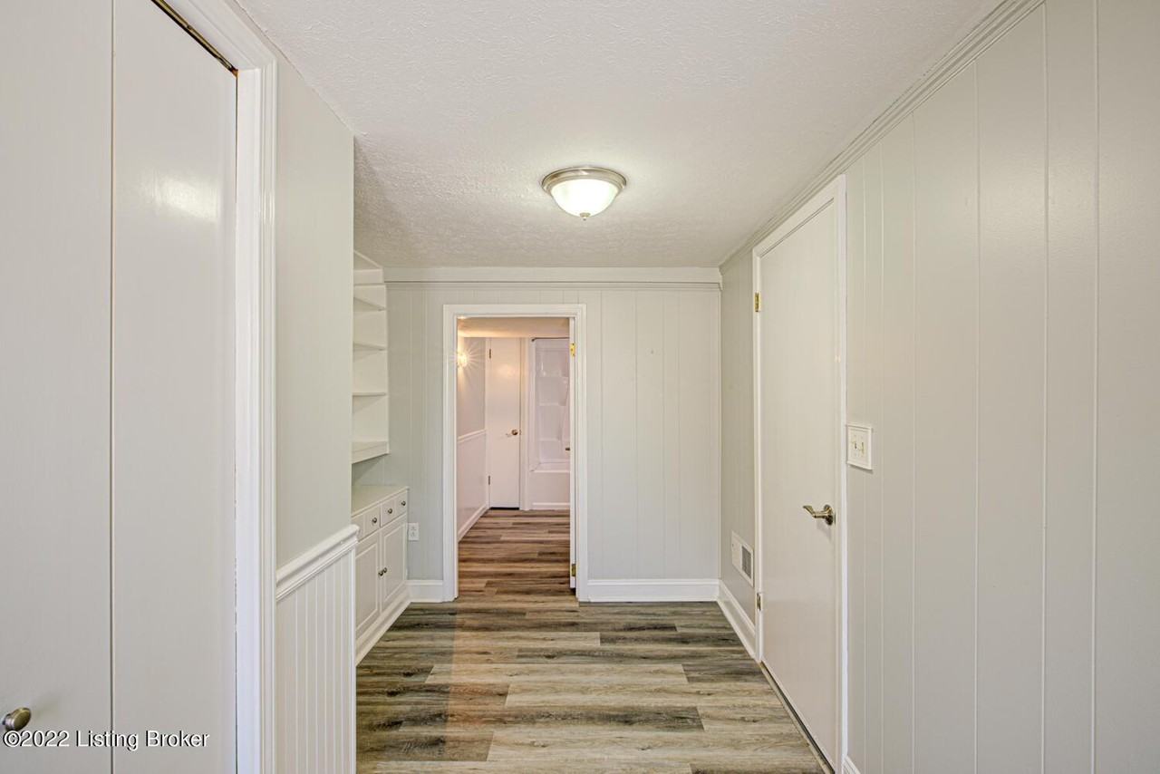 1500 Dellwood Dr - Photo 5 of 34