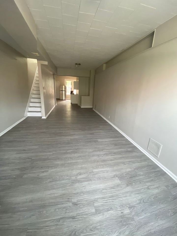 Greenmount Ave - Photo 4 of 15