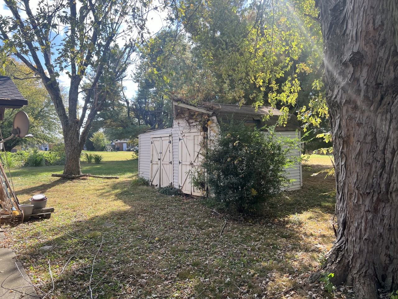 3209 Timbermill Ave #B - Photo 3 of 12