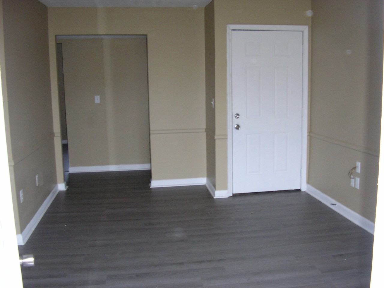 1721 Highland Way #B - Photo 4 of 10