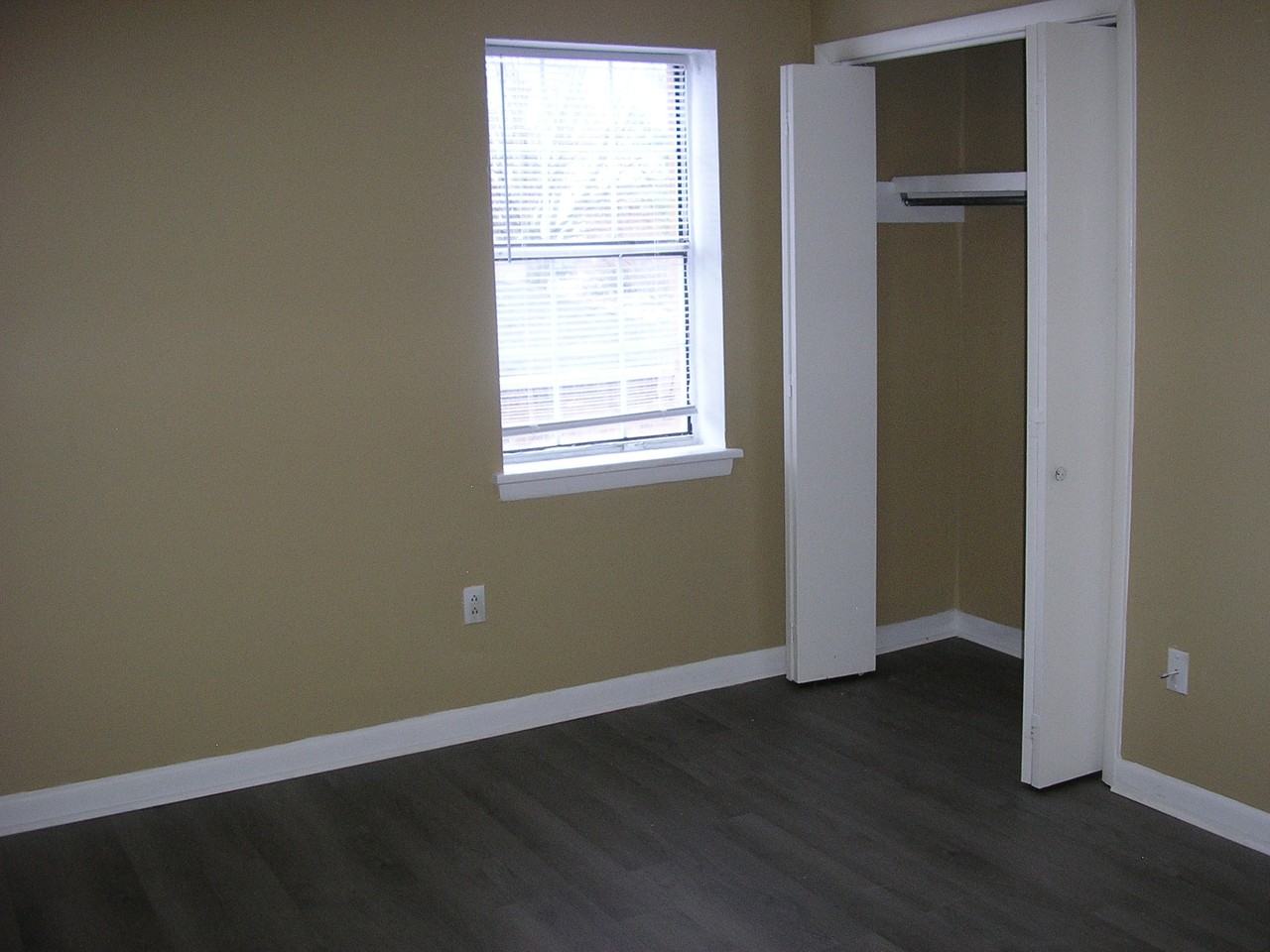 1721 Highland Way #B - Photo 6 of 10