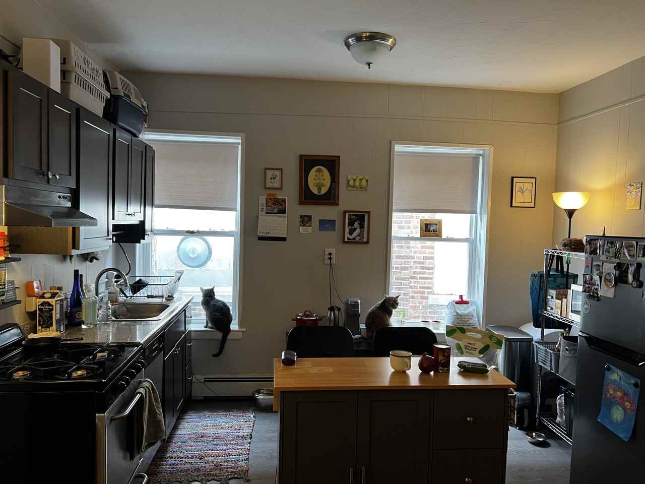 8 Hyde Park Ave #4R - Photo 4 of 7