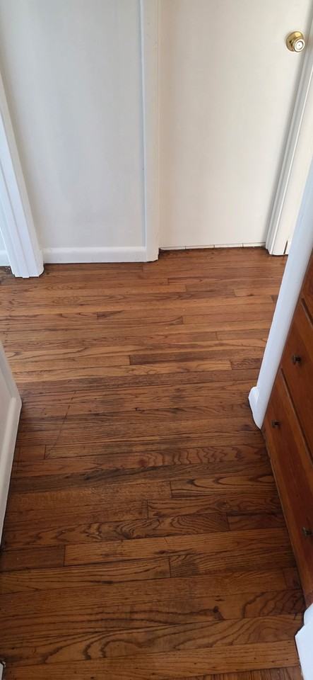 601 N 6th Ave - Photo 3 of 9