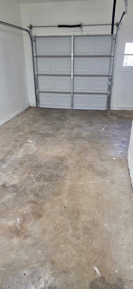 601 N 6th Ave - Photo 5 of 9