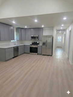 202 N Ora St - Photo 2 of 8