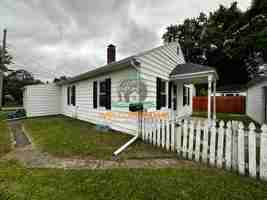 featured image of 2416 N 22nd St