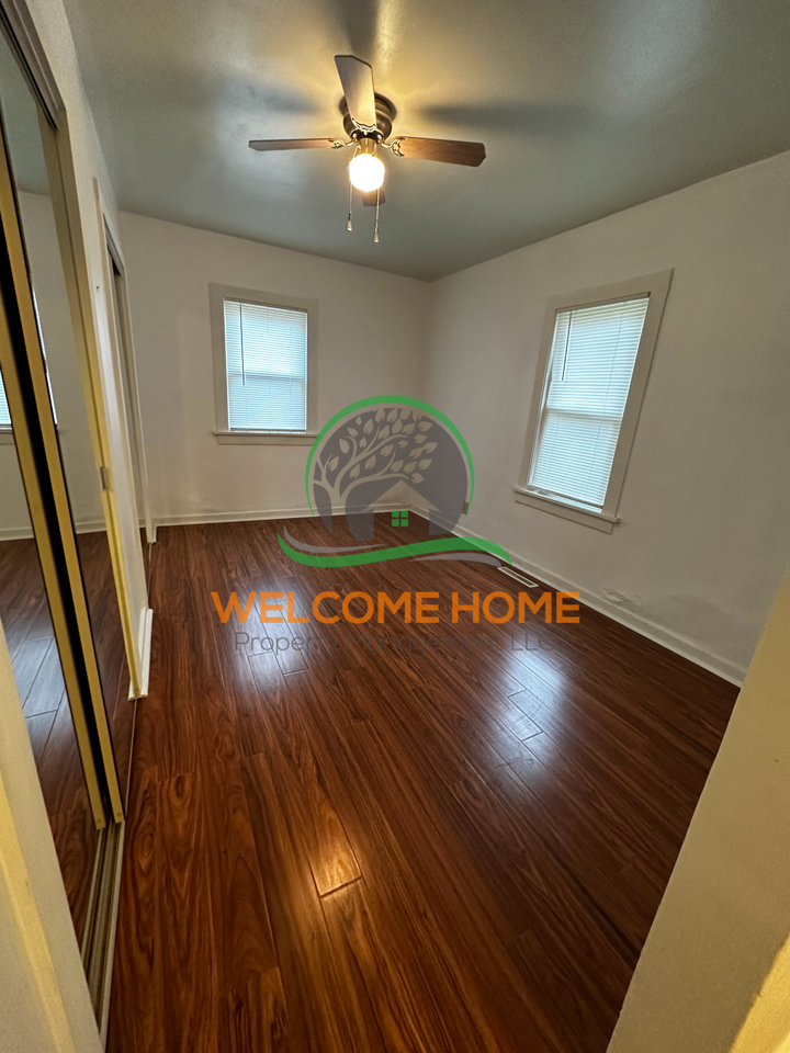 2416 N 22nd St - Photo 2 of 43