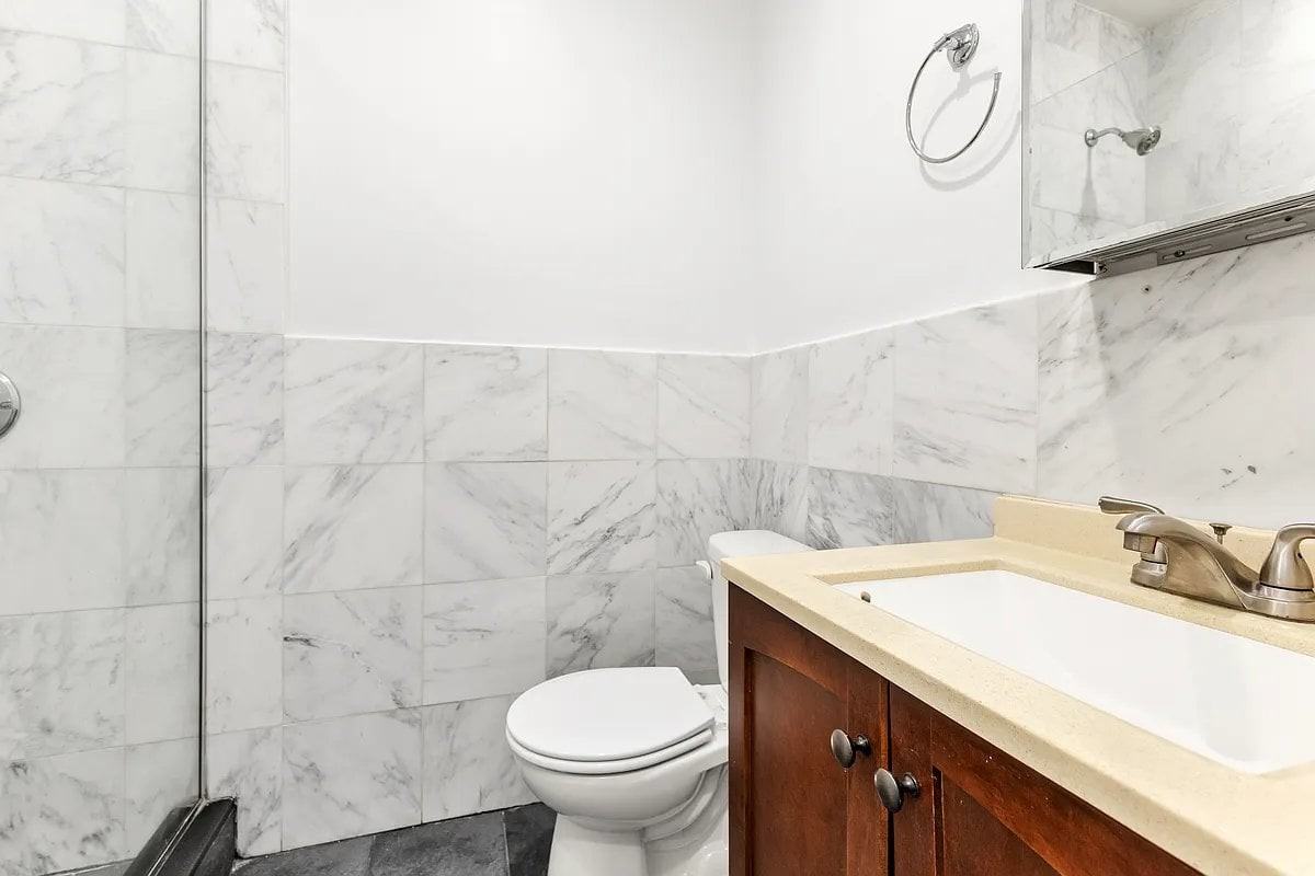 32 Garnet St #1L - Photo 6 of 7