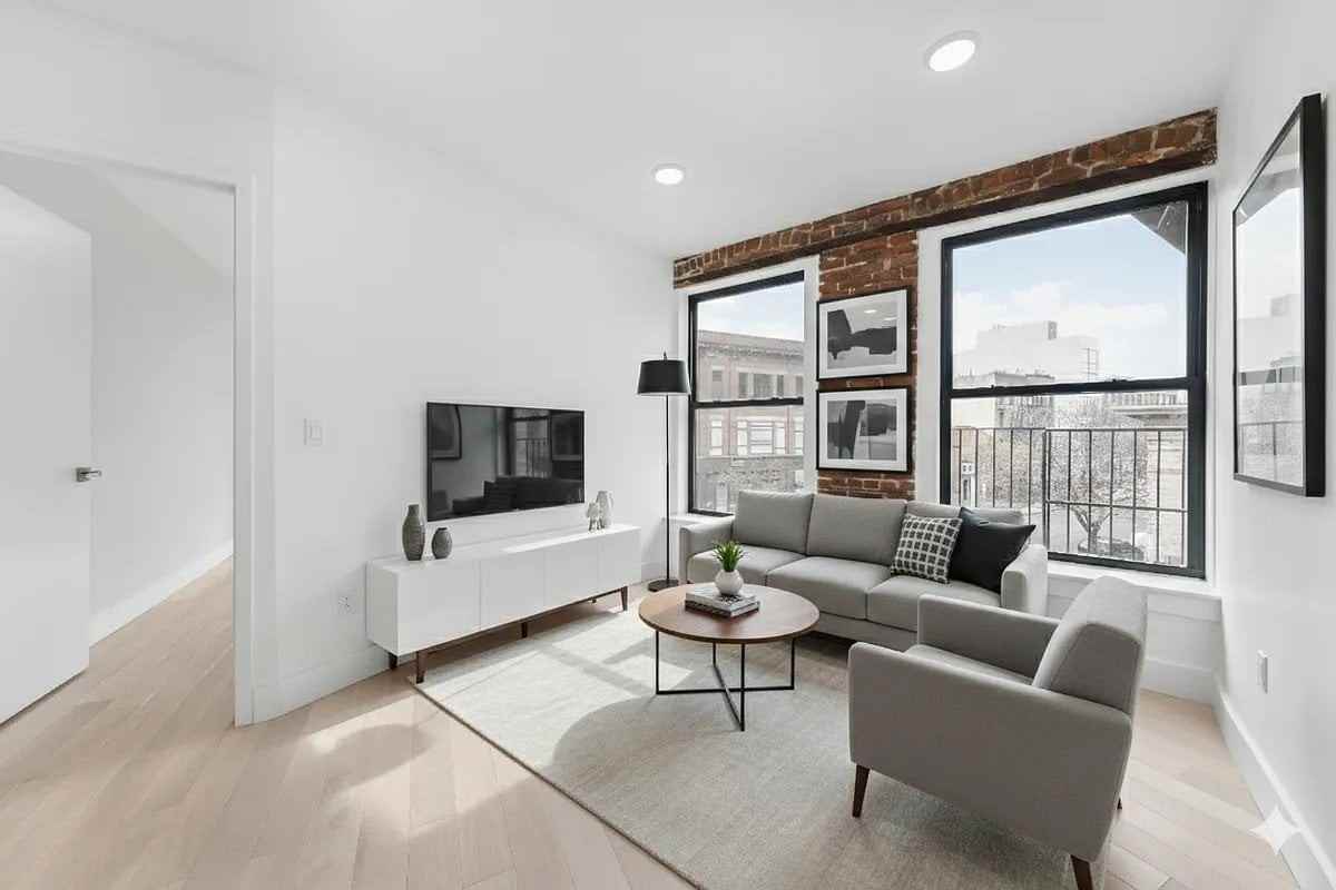 1057 Fulton St #4A - Photo 2 of 8