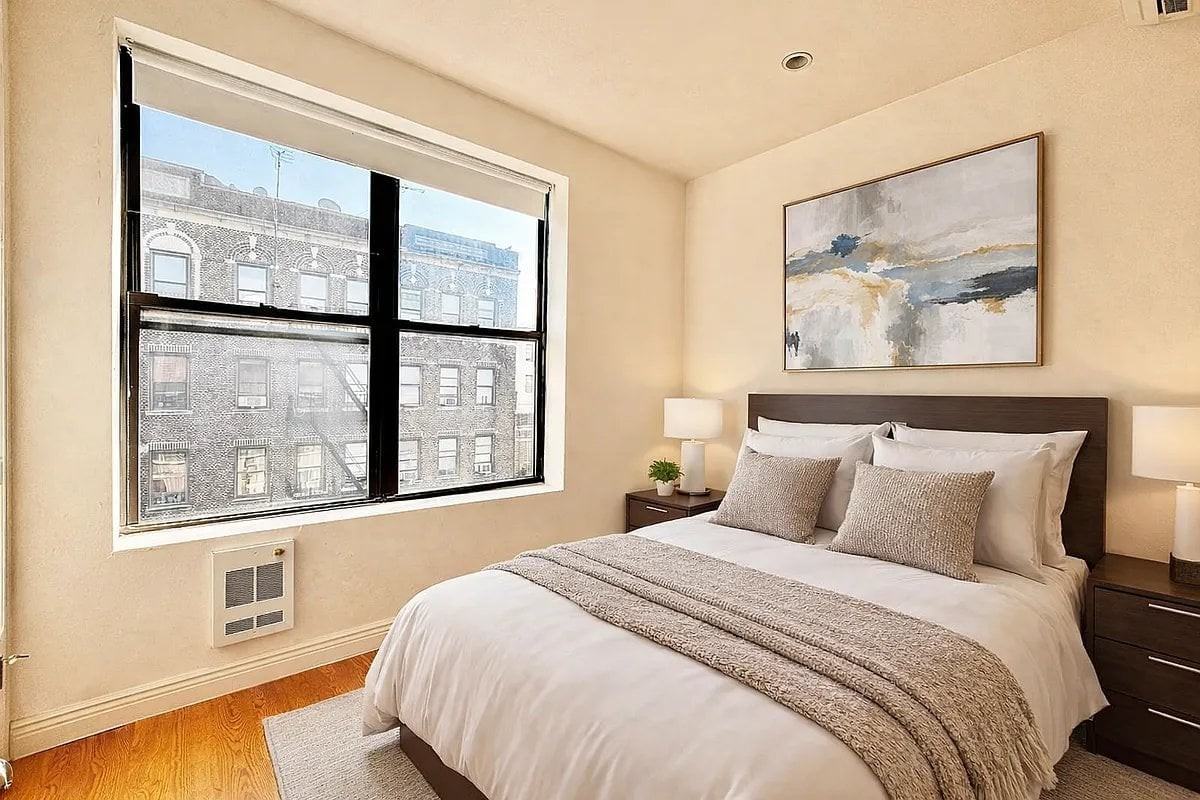 329 Lincoln Pl #5L - Photo 3 of 4