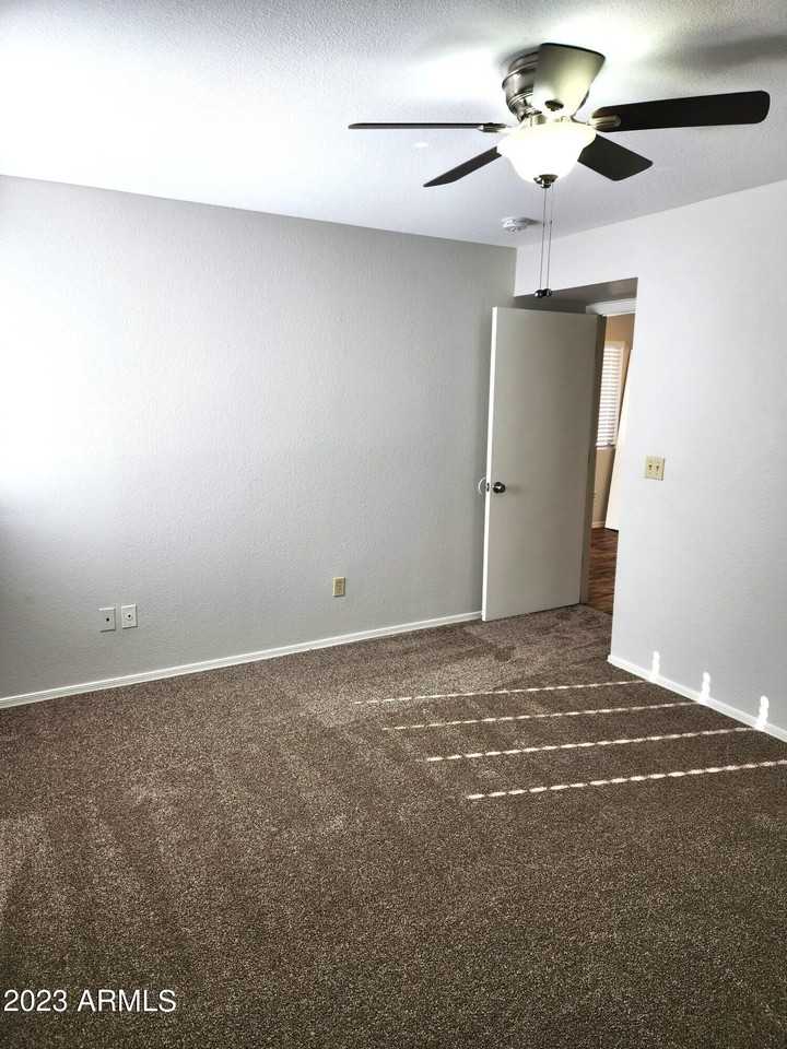 16033 N 25th St #114 - Photo 6 of 13