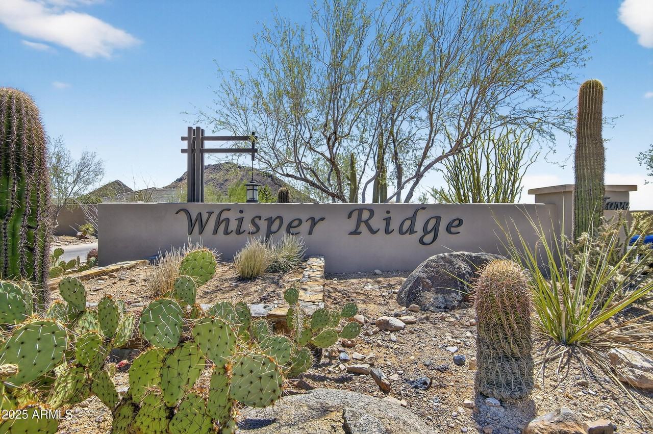 10997 N 137th St - Photo 3 of 50