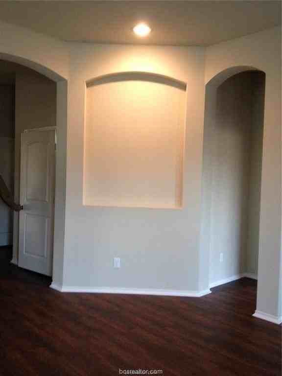 5247 Sagewood Dr - Photo 3 of 18