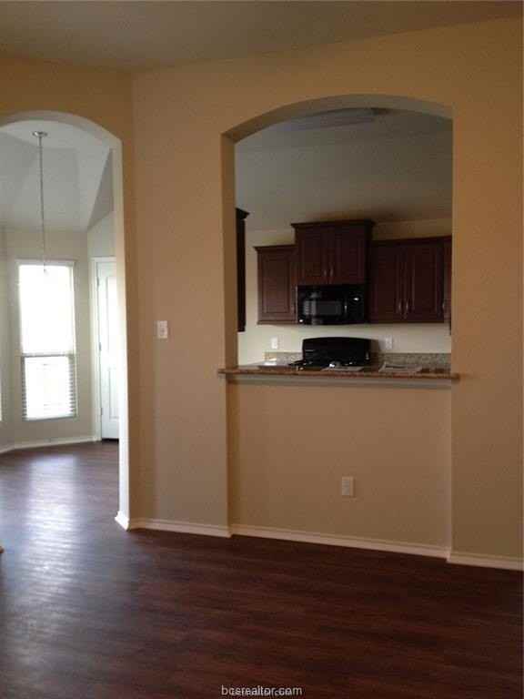 5247 Sagewood Dr - Photo 4 of 18