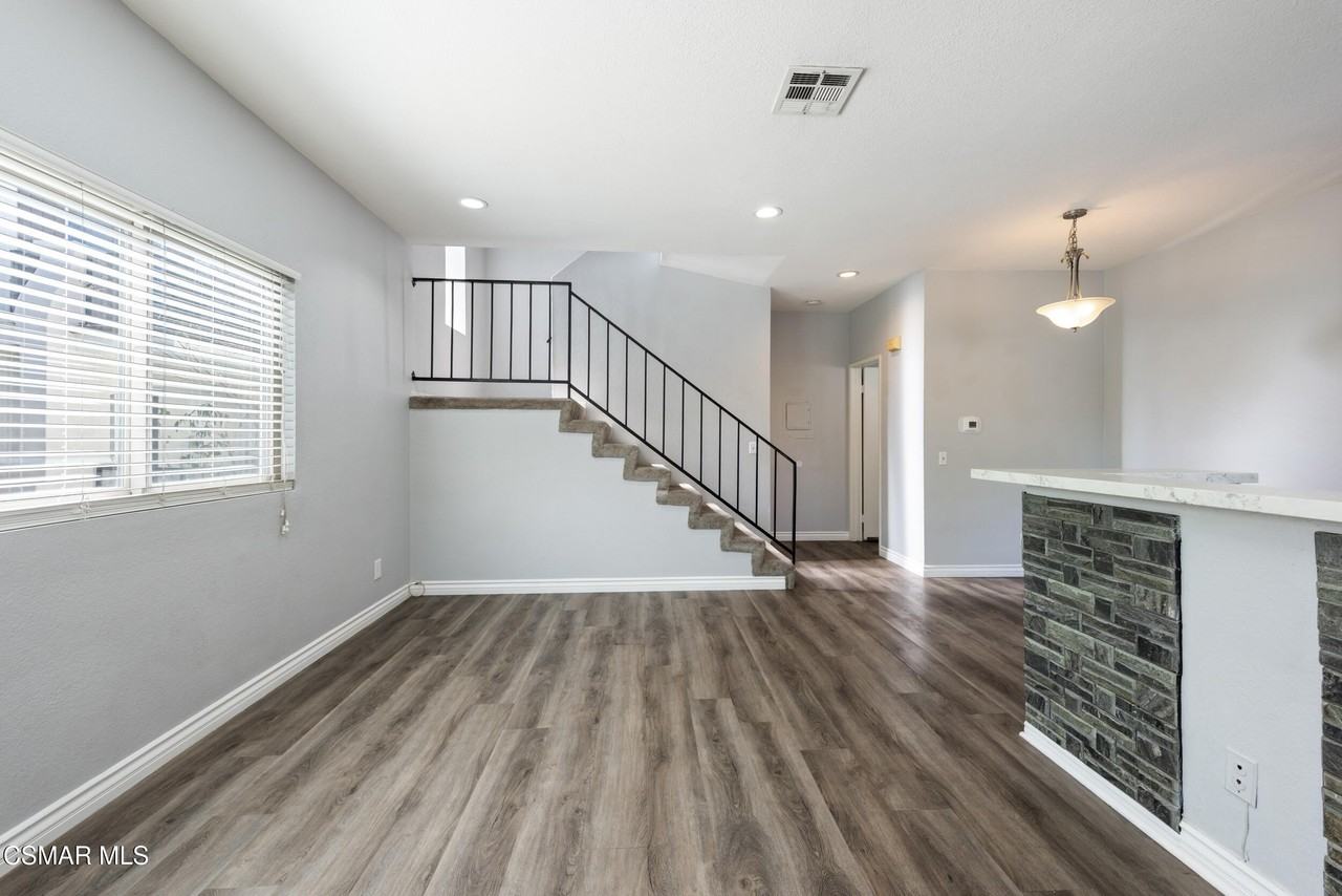 152 Maegan Pl - Photo 2 of 28