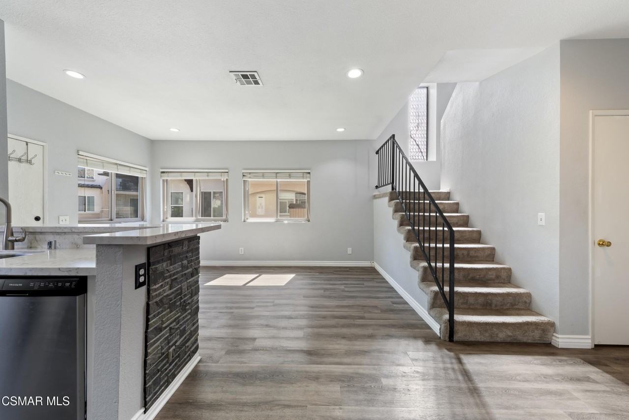 152 Maegan Pl - Photo 7 of 28