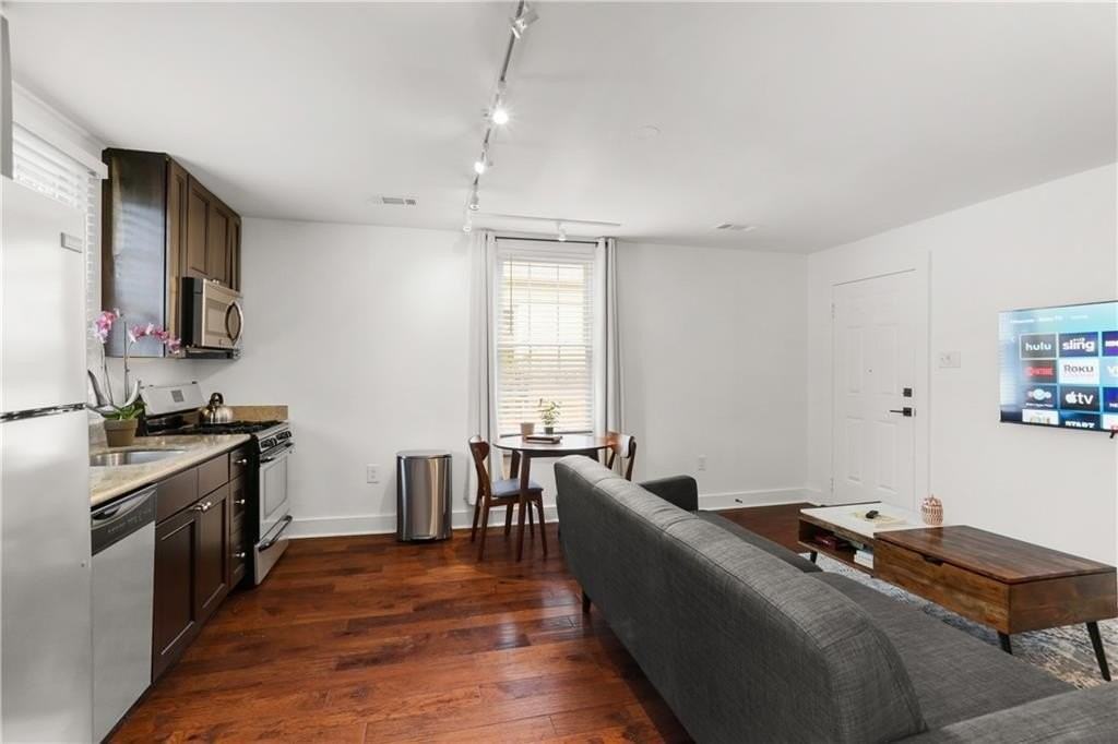 6021 Tchoupitoulas St - Photo 4 of 10