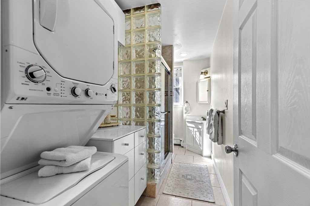 245 W 5th St - Photo 7 of 12