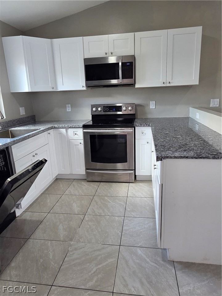 1117 Gordon Ave S - Photo 6 of 23