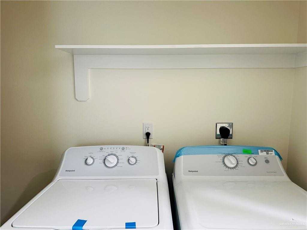 3009 W Driftwood St Unit 3 - Photo 6 of 12