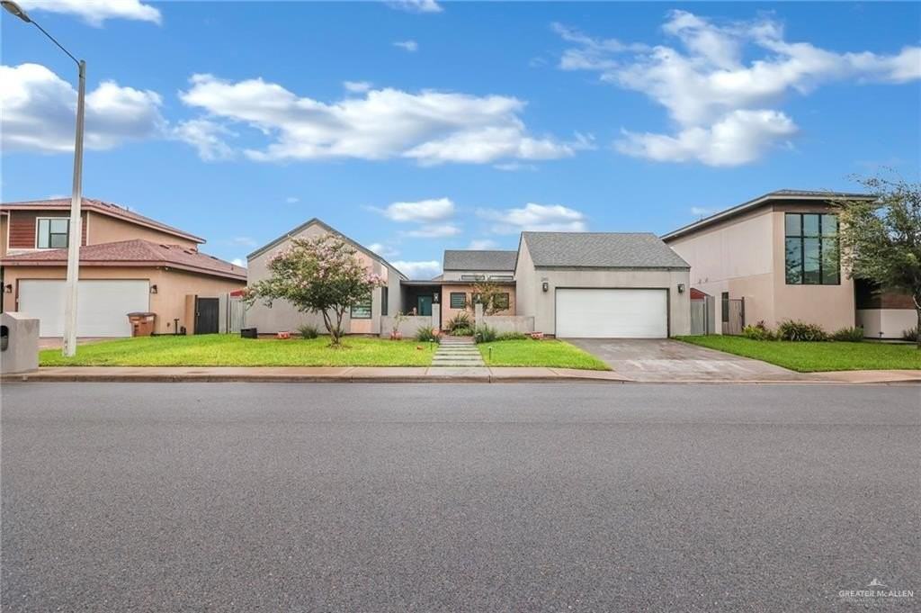 2411 Holland Ave - Photo 2 of 21