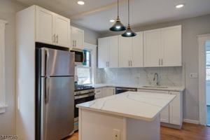 featured image of 29 Walnut St #2