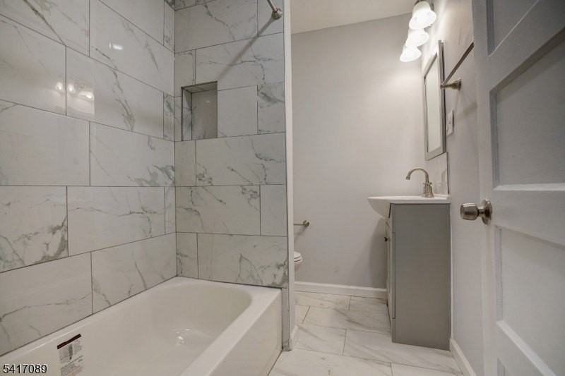 29 Walnut St #2 - Photo 3 of 10