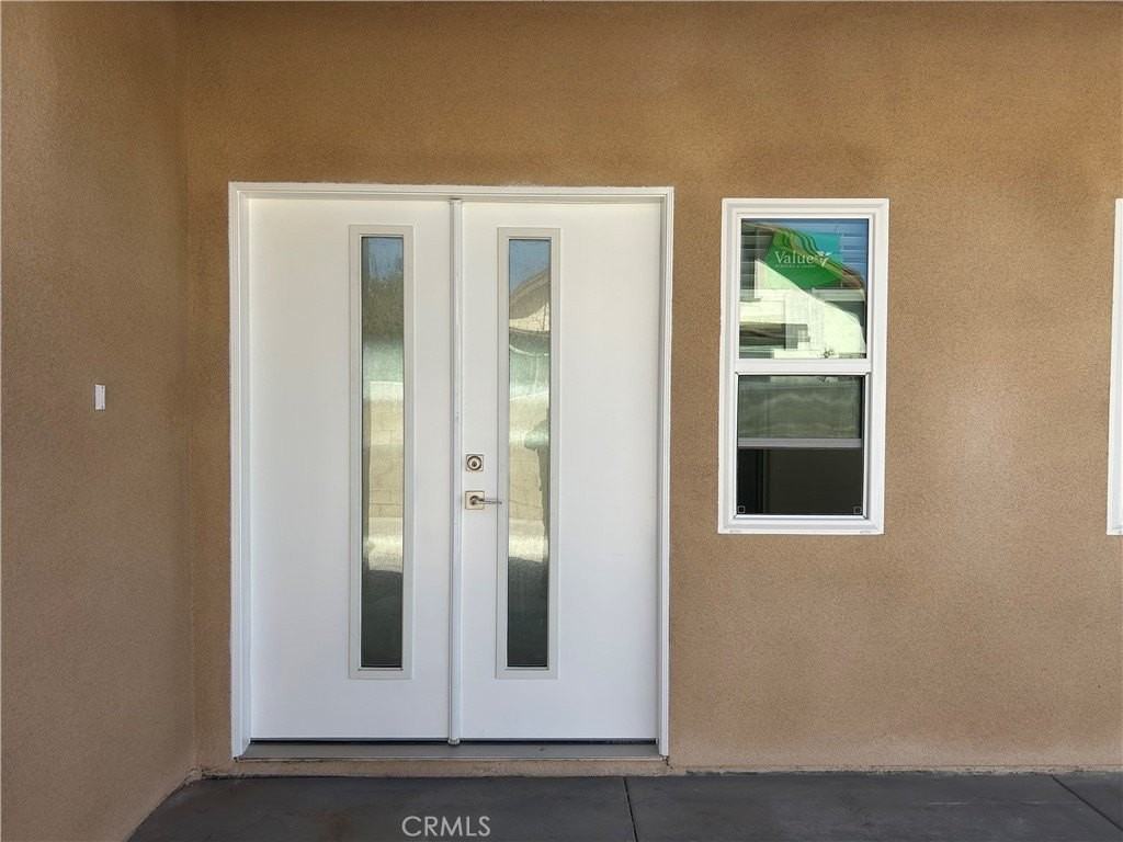 5031 1/2 Acacia St - Photo 4 of 15