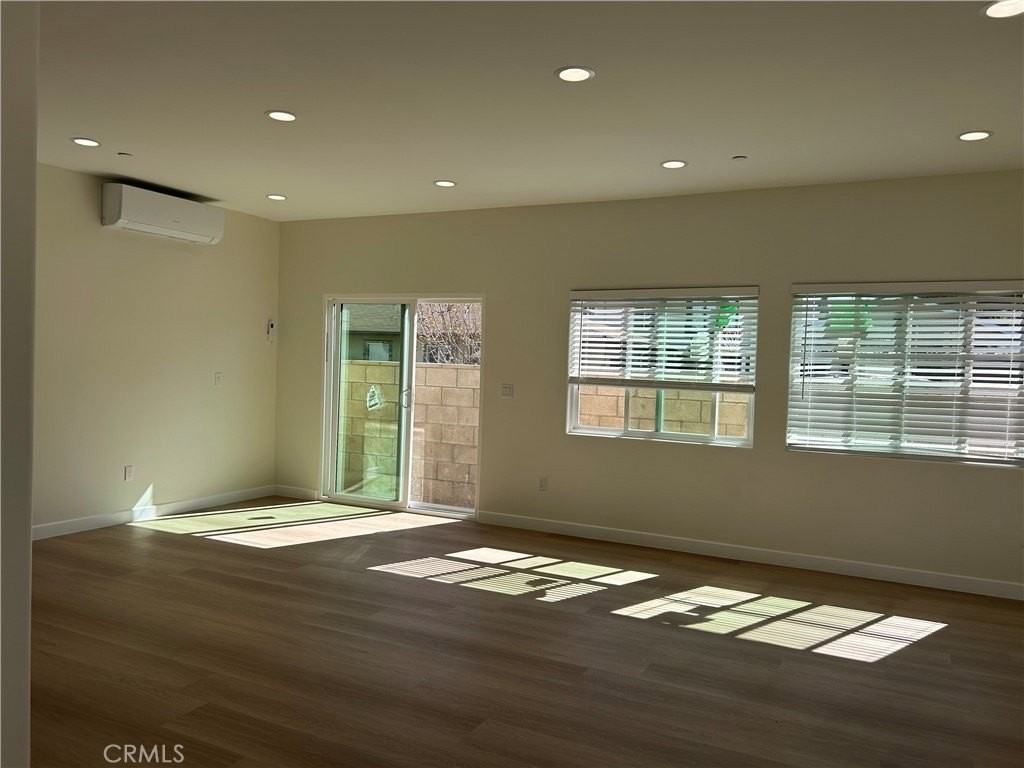 5031 1/2 Acacia St - Photo 5 of 15