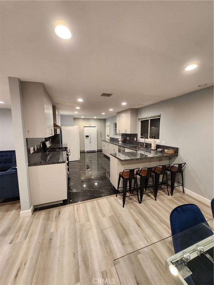 7847 Goodland Ave - Photo 4 of 12