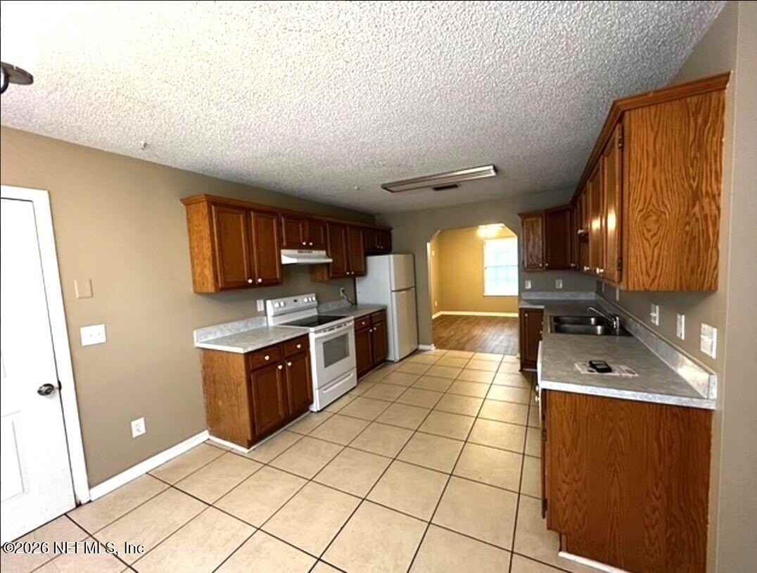 7161 Patience Ct - Photo 5 of 16