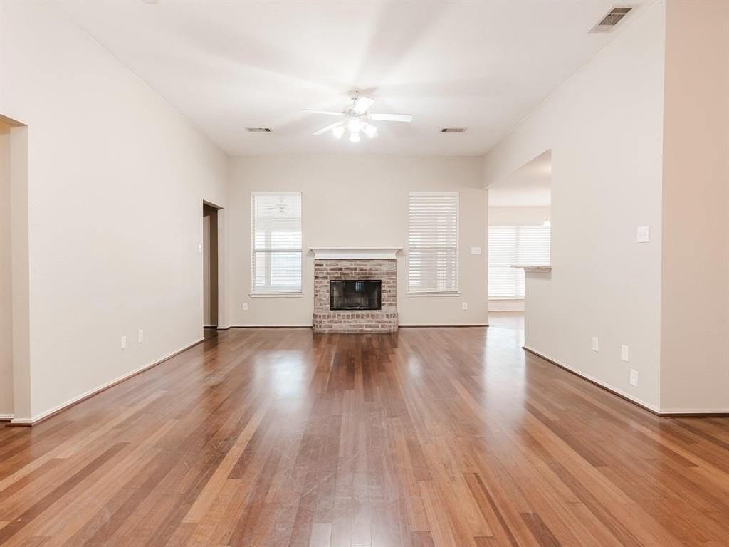 3208 Welch Ln - Photo 2 of 23