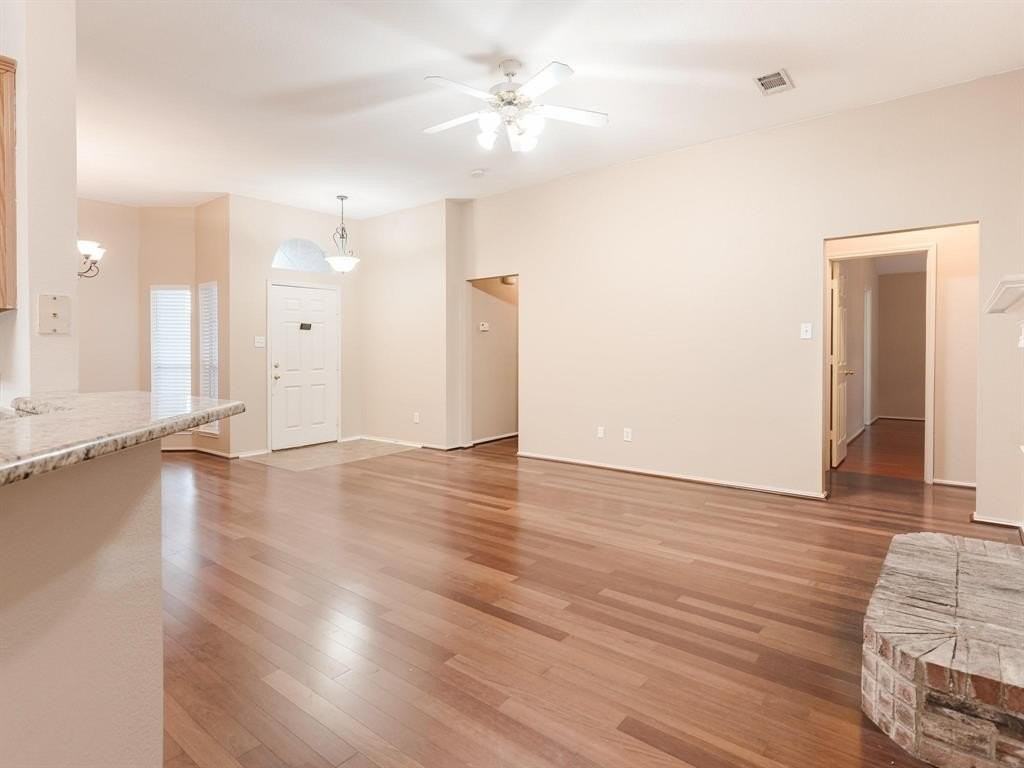 3208 Welch Ln - Photo 5 of 23